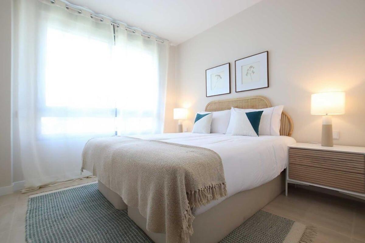 Vanian Gardens 4 Bedroom Ap Apartamento Estepona